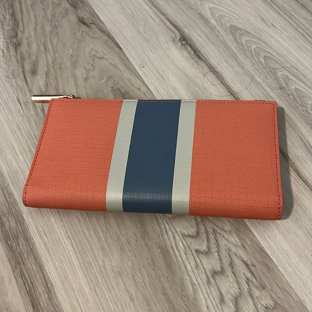 Dagne Dover Wallet EUC
